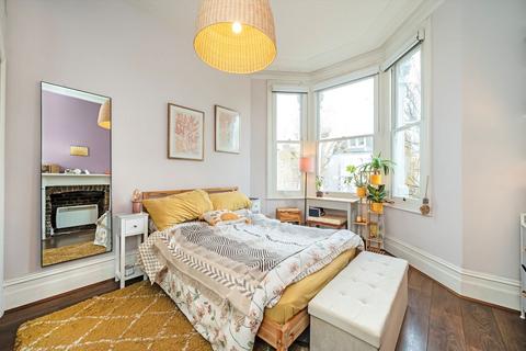 2 bedroom flat to rent, Fernhead Road, Maida Vale W9