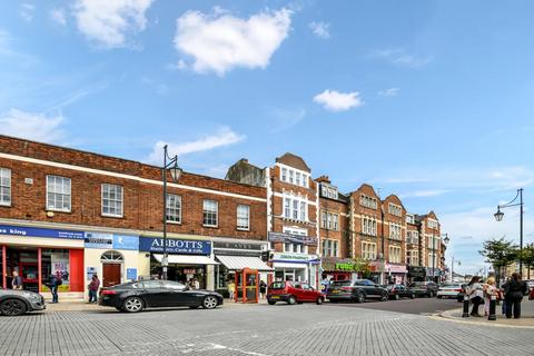 undefined, George Lane, London E18