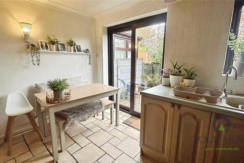 undefined, Chelsea Close, Oldham OL2