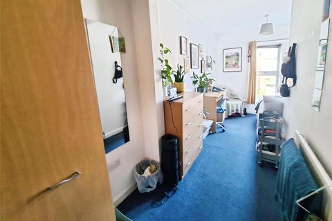 5 bedroom house to rent, Milton Road, Hampshire SO15