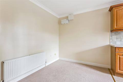 undefined, West Drive, Berkshire RG4