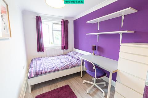 8 bedroom townhouse to rent, Spear Road, Southampton, SO14 6UH