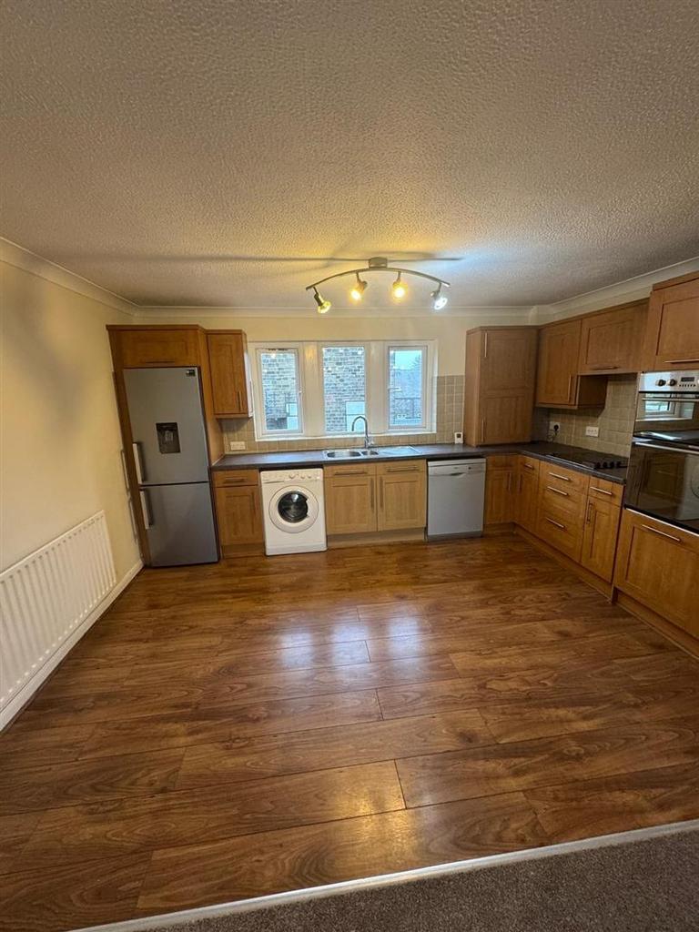 Kitchen..jpg