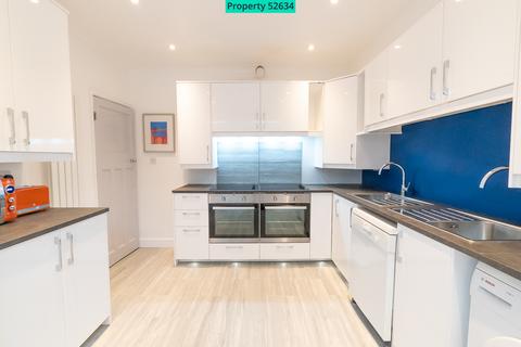 6 bedroom semi-detached house to rent, Kitchener Road, Southampton, SO17 3SF