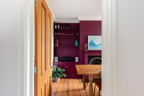 72 Mendip Road, Bristol, BS3 4NY
