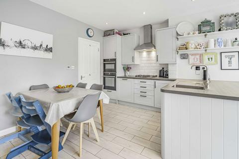 3 bedroom house for sale, Wimbledon Road, London SW17
