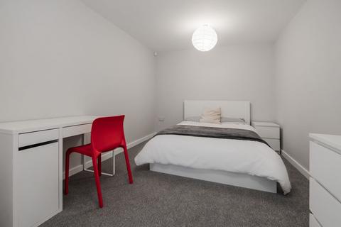 2 bedroom flat to rent, Grosvenor Road, Liverpool L15