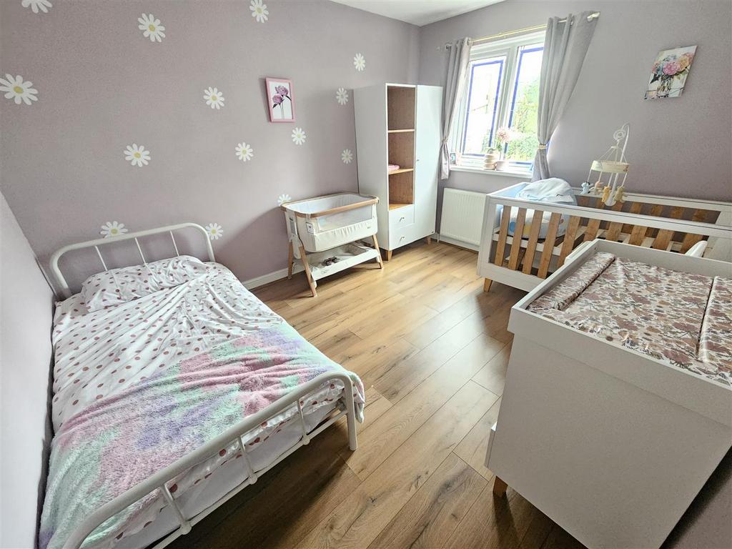 Bedroom 2.jpg