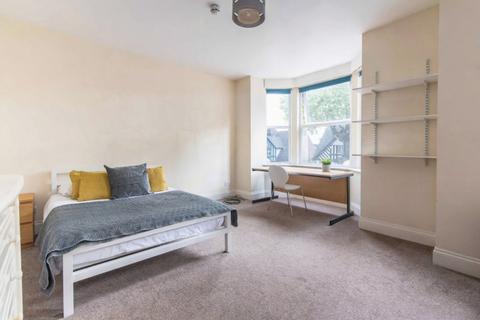 6 bedroom property to rent, Derby Road, Nottingham, Nottingham, NG7