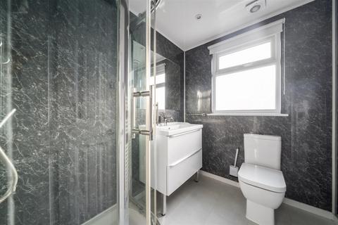 undefined, Parkway, Raynes Park SW20
