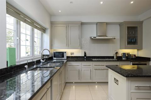 5 bedroom terraced house to rent, Elm Tree Close, London NW8