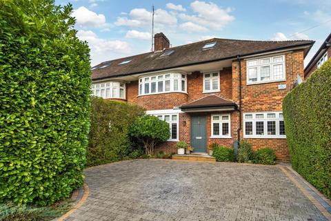 5 bedroom semi-detached house for sale, Hillcrest Gardens,  Finchley,  N3