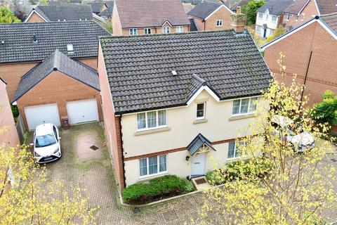 Hampshire Close, Wokingham, Berkshire, RG41