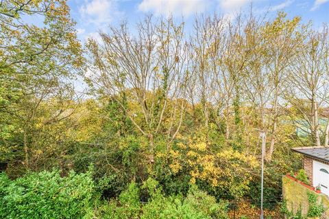 2 bedroom flat for sale, Epsom Road, Epsom