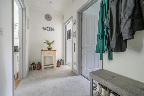 2 bedroom flat for sale, Southview Road, Hampshire GU35