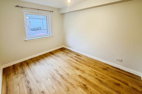 undefined, New Bells Court, Edinburgh, EH6