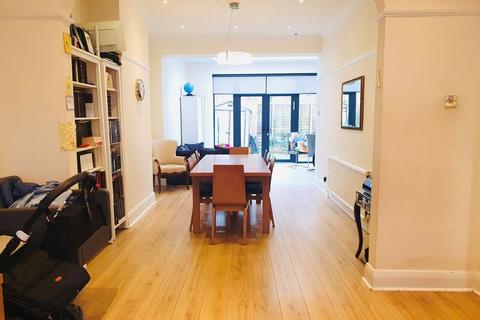 3 bedroom semi-detached house for sale, WARWICK AVENUE