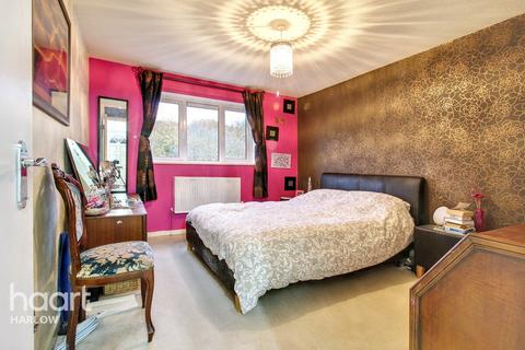undefined, Red Willow, Harlow