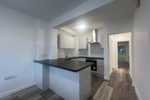 undefined, Woodcote Side, Epsom KT18