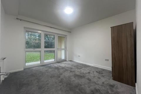 undefined, Woodcote Side, Epsom KT18