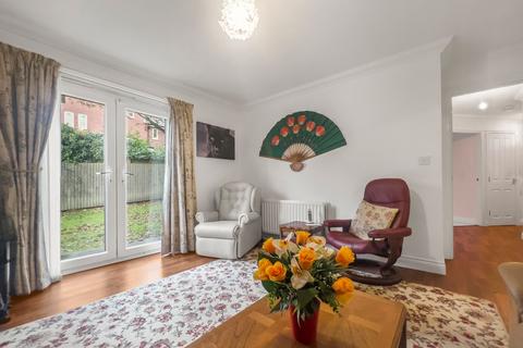 2 bedroom ground floor flat for sale, Grammar School Gardens, Ormskirk L39