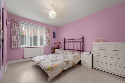 2 bedroom ground floor flat for sale, Grammar School Gardens, Ormskirk L39