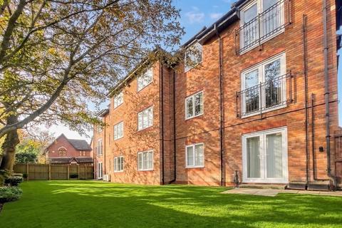 2 bedroom ground floor flat for sale, Grammar School Gardens, Ormskirk L39