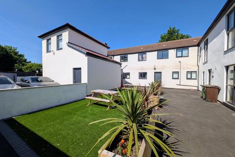 undefined, Flanshaw Lane, Wakefield, West Yorkshire, UK, WF2