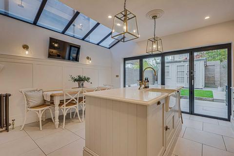 undefined, Glen Road, Leigh-on-sea, SS9