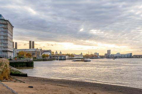 2 bedroom flat for sale, Garda House, London SE10