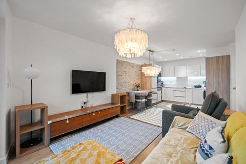 2 bedroom flat for sale, Garda House, London SE10
