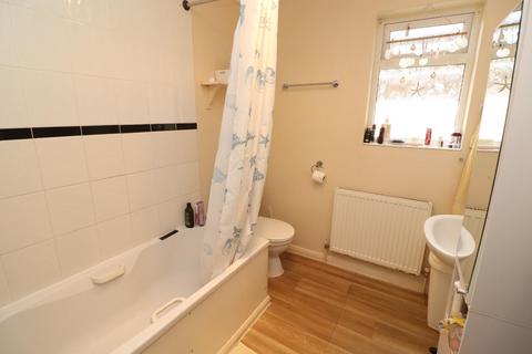undefined, High Street South, Rushden NN10