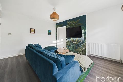 undefined, Manor Road, Gartcosh, Glasgow, North Lanarkshire, G69 8AN