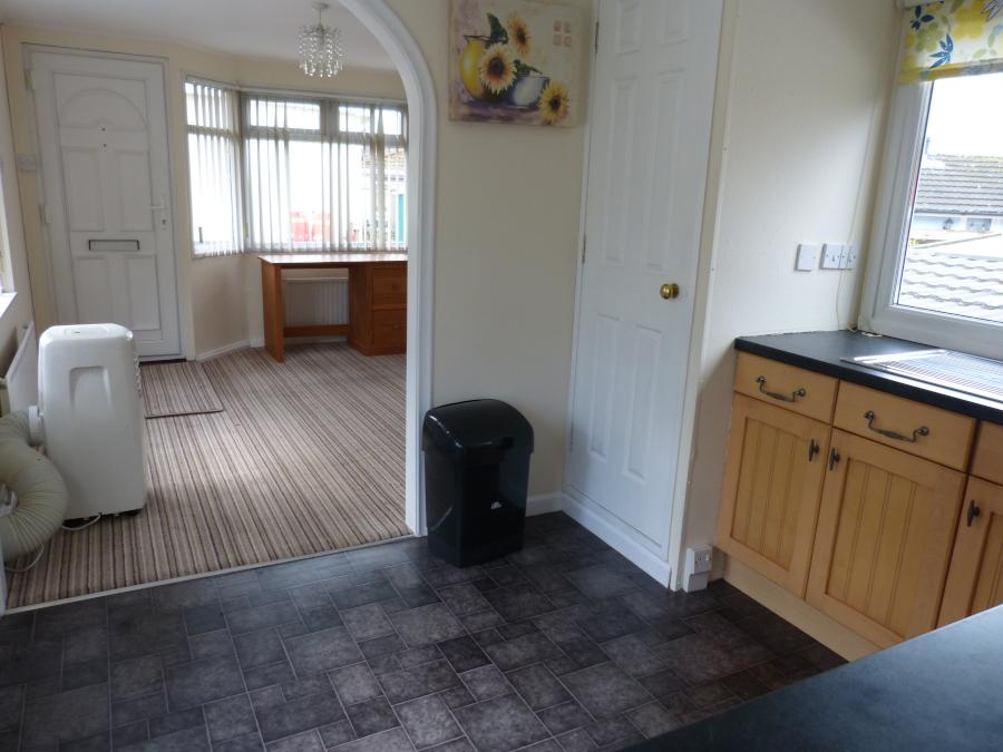 Kitchen-Lounge