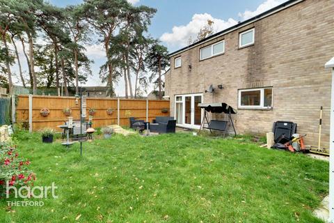 3 bedroom terraced house for sale, St Johns Way, Thetford