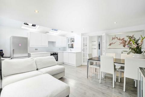 Flat 1, 2 Prairie Street, London, SW8 3PU