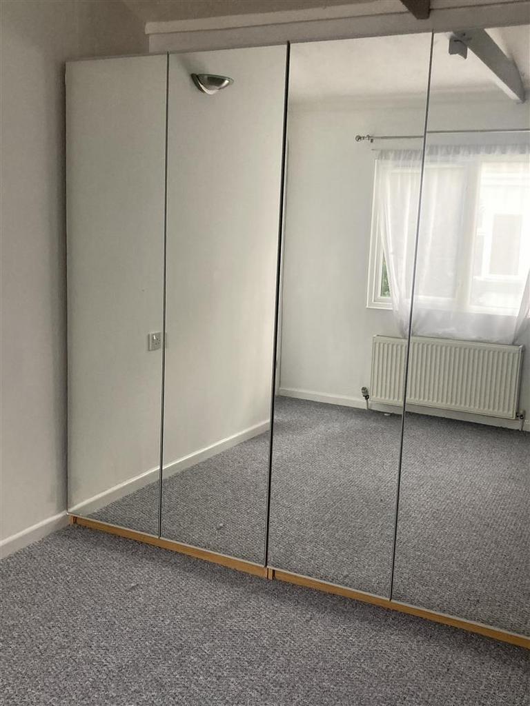 Bedroom 2.jpeg