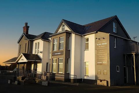undefined, Studio Apartment - Rhosneigr