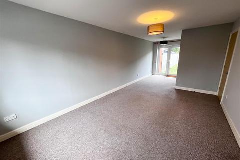 2 bedroom house to rent, Tiverton Drive, Wilmslow, Cheshire