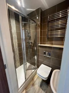 Studio to rent, Andromeda House