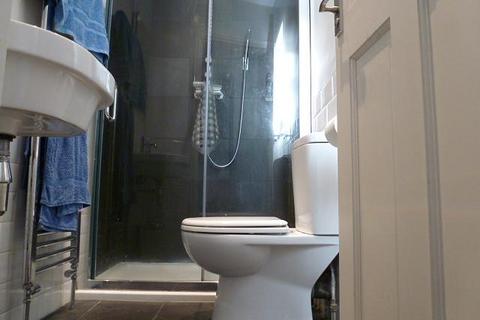 undefined, Linkfield Street, Redhill, RH1