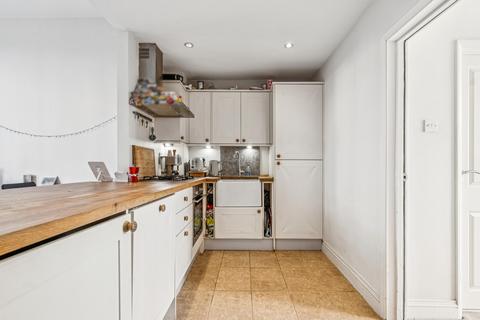 2 bedroom flat for sale, Sinclair Road, London, W14