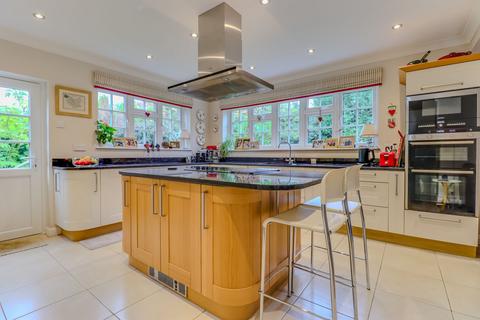 5 bedroom detached house for sale, Holt Drive, Kirby Muxloe, LE9