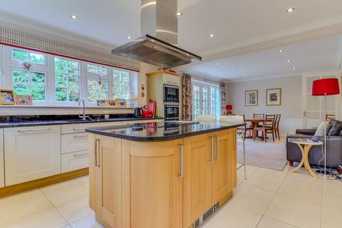 5 bedroom detached house for sale, Holt Drive, Kirby Muxloe, LE9