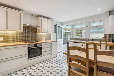 undefined, Waterside, Chesham HP5