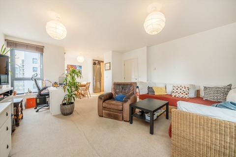 2 bedroom flat for sale, All Saints Road, London W3