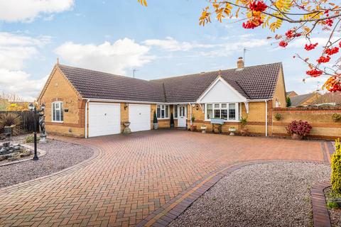 3 bedroom detached bungalow for sale, Angelica Drive, Spalding