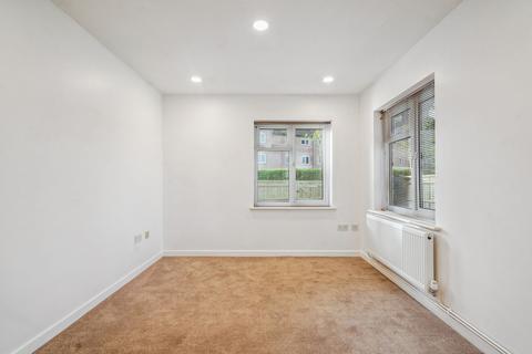 2 bedroom bungalow for sale, Orchard Close, Beaconsfield HP9