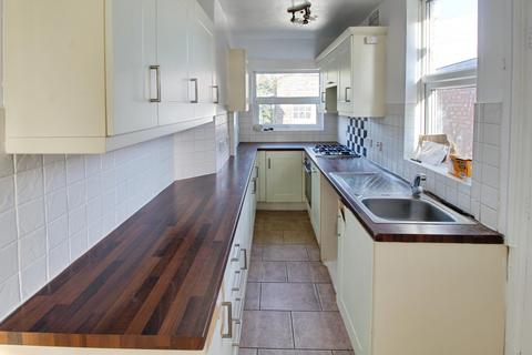 3 bedroom semi-detached house to rent, Fulbridge Road, Peterborough PE1