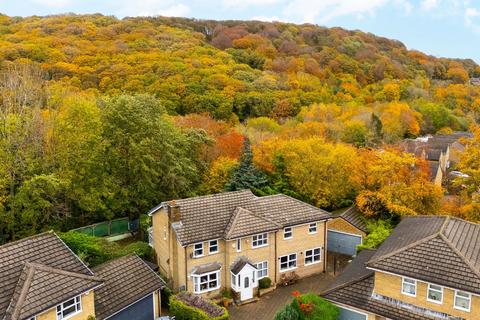 7 bedroom detached house for sale, 24 Broombank, Birkby, Huddersfield, HD2